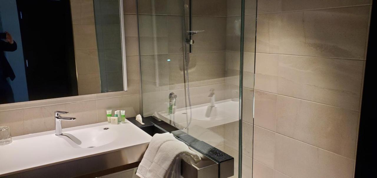 Grand Times Hotel Laval - Centropolis Eksteriør billede
